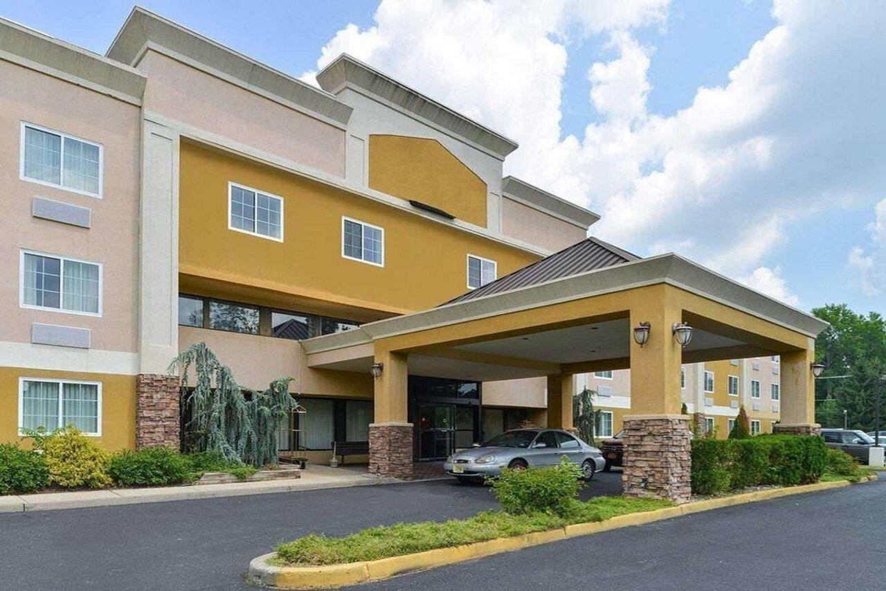 Latitude Suites Tinton Falls Eatontown - BW Premier Collection Exterior photo