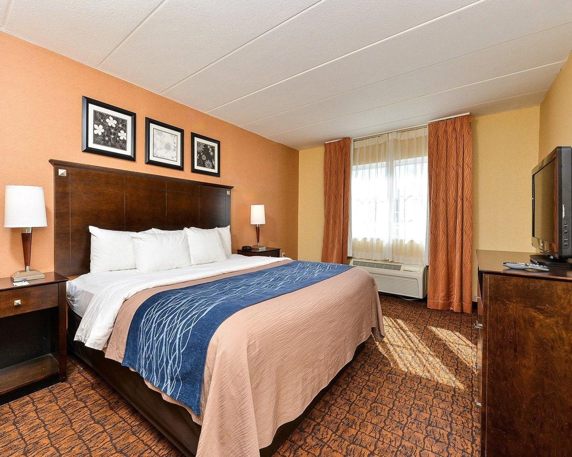 Latitude Suites Tinton Falls Eatontown - BW Premier Collection Exterior photo