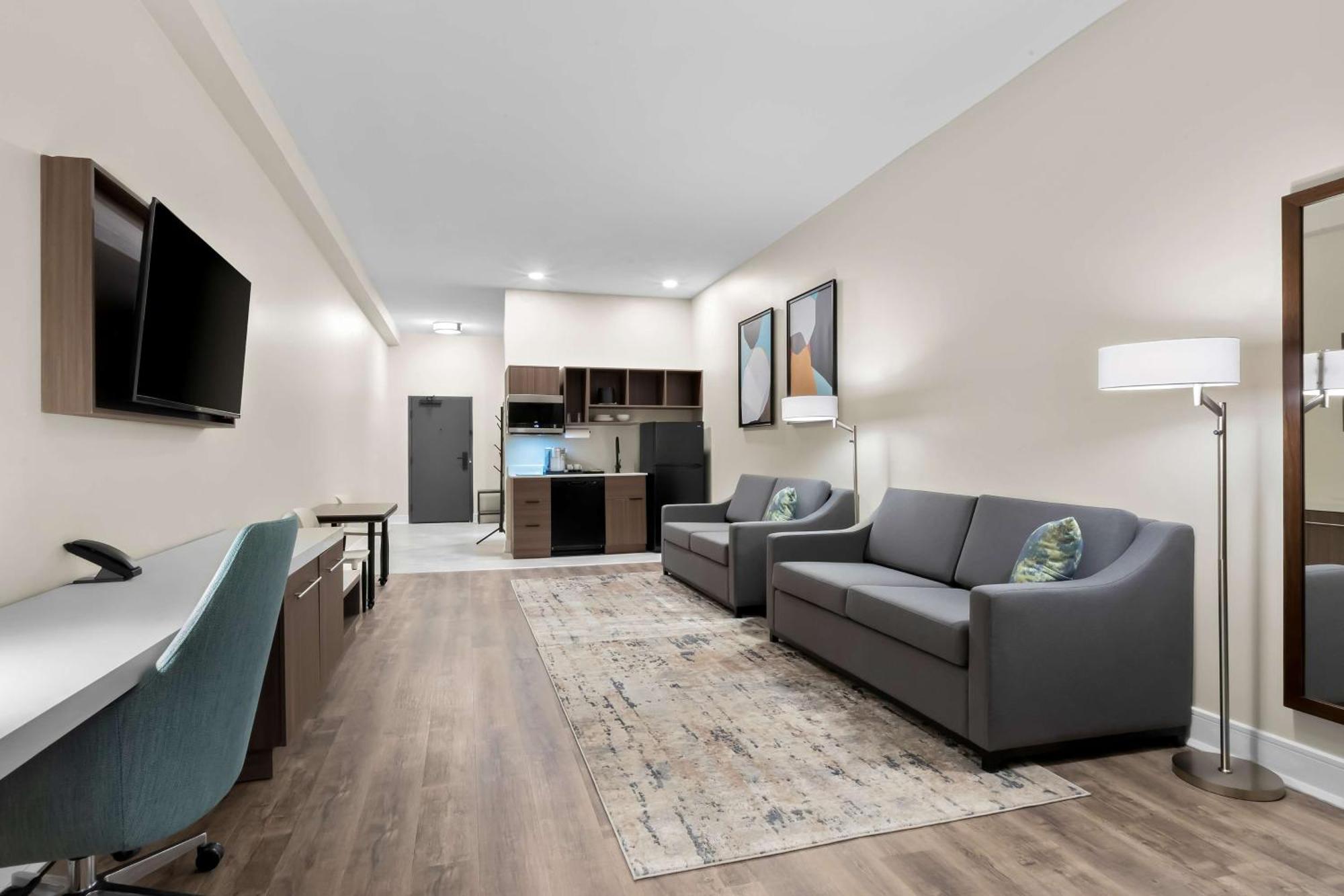 Latitude Suites Tinton Falls Eatontown - BW Premier Collection Exterior photo